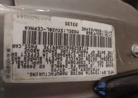 1999 Toyota Camry Le z USA, uszkodzony, nr VIN 4T1BG28K6XU609176